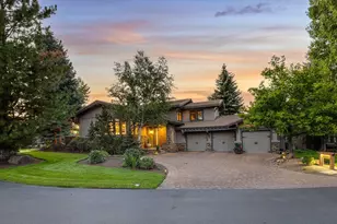 19336 Golden Lake Ct, Bend, OR 97702 - Photo 1