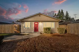 163 Berrydale Ave, Medford, OR 97501 - Photo 1