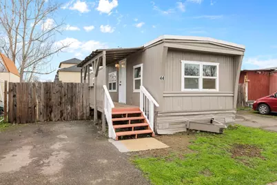 3265 Antelope Road #44, White City, OR 97503 - Photo 1