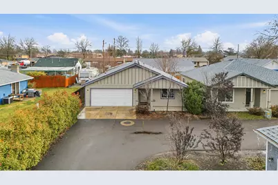 2646 Wyatt Drive, Medford, OR 97501 - Photo 1