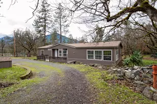 75 Anna Laura Rd, Jacksonville, OR 97530 - Photo 1