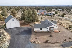 60990 Jennings Rd, Bend, OR 97702 - Photo 1