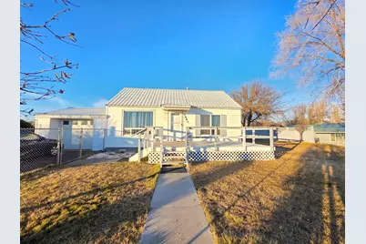 3861 Anderson Avenue, Klamath Falls, OR 97603 - Photo 1