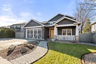 3640 Creek View Dr, Medford, OR 97504 - Photo 1