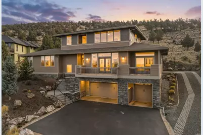 864 Highland View Loop, Redmond, OR 97756 - Photo 1
