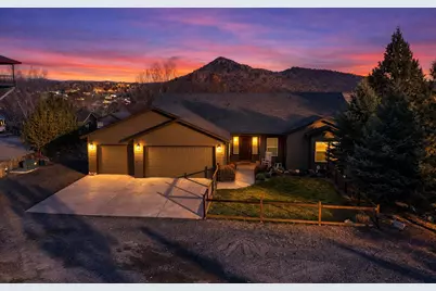 2662 NE Meadowcrest Drive, Prineville, OR 97754 - Photo 1