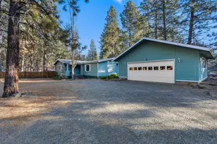 18882 River Woods Dr, Bend, OR 97702 - Photo 1