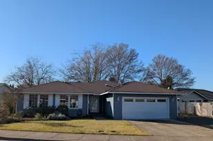 2388 Temple Dr, Medford, OR 97504 - Photo 1