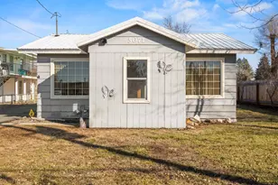 5071 Harlan Dr, Klamath Falls, OR 97603 - Photo 1