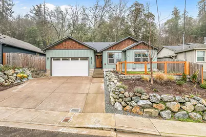 1546 Poplar Drive, Grants Pass, OR 97527 - Photo 1