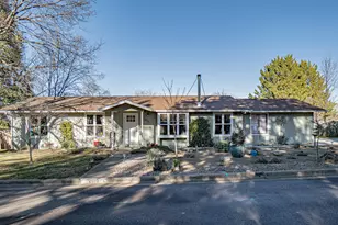 2015 Mae St, Ashland, OR 97520 - Photo 1