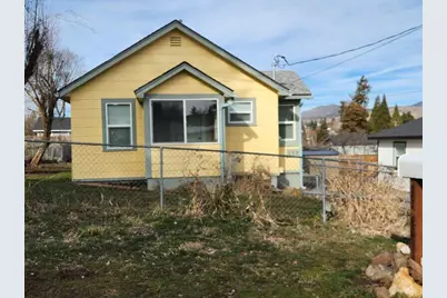 239 Fulton Street, Klamath Falls, OR 97601 - Photo 1