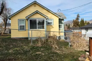 239 Fulton St, Klamath Falls, OR 97601 - Photo 1