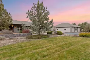 2158 SE Blue Skies Ln, Prineville, OR 97754 - Photo 1