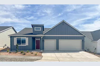 2548 NW Redwood Ave, Redmond, OR 97756 - Photo 1