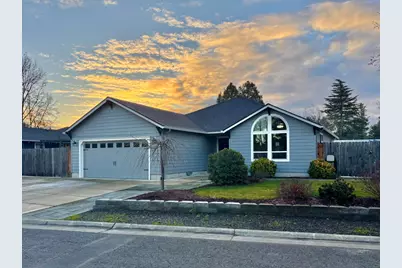 166 Nadine Lane, Central Point, OR 97502 - Photo 1