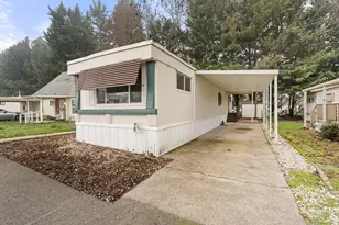 442 Ashwood Dr, Grants Pass, OR 97526 - Photo 1