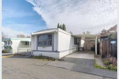 318 Sandlewood Drive, Grants Pass, OR 97526 - Photo 1