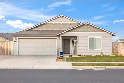 224 NW Monte Vista Avenue, Madras, OR 97741 - Photo 1