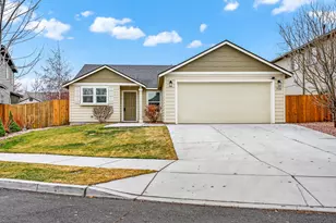 3526 SW Pumice Stone Ave, Redmond, OR 97756 - Photo 1