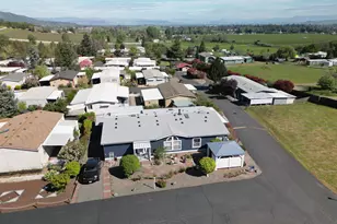 3955 S Stage Rd, Medford, OR 97501 - Photo 1