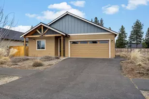 16532 Pne Crk Dr, La Pine, OR 97739 - Photo 1