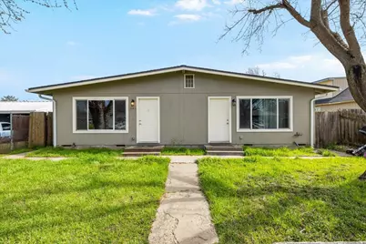 381 Benson Street, Medford, OR 97501 - Photo 1