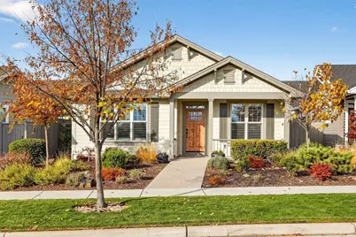 3957 Shamrock Drive, Medford, OR 97504 - Photo 1