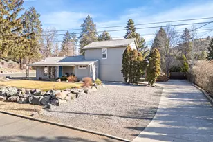 1154 NE 9th St, Bend, OR 97701 - Photo 1