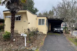 1055 N 5th St, Jacksonville, OR 97530 - Photo 1