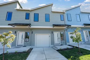 2028 Sunset Dr, Medford, OR 97501 - Photo 1