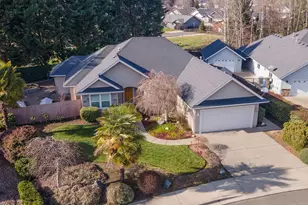 1116 Cashmere Dr, Grants Pass, OR 97527 - Photo 1