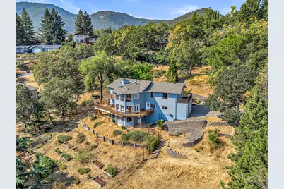 347 Wimer Street, Ashland, OR 97520 - Photo 1