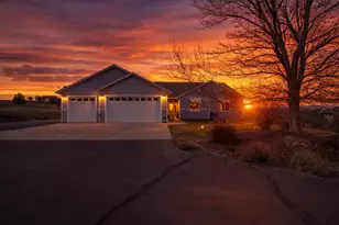 569 SE Nugget Ln, Madras, OR 97741 - Photo 1