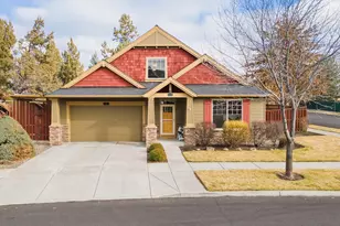 310 NW 28th St, Redmond, OR 97756 - Photo 1