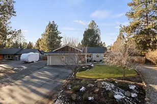 20989 Greenmont Dr, Bend, OR 97702 - Photo 1