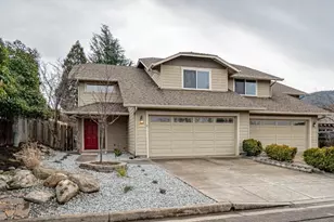 115 Oak Meadows Pl, Ashland, OR 97520 - Photo 1