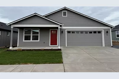 588 NE Mitchell Street #170, Madras, OR 97741 - Photo 1