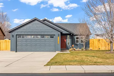 3103 SW Peridot Avenue, Redmond, OR 97756 - Photo 1