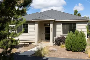 51844 Hollinshead Pl, La Pine, OR 97739 - Photo 1