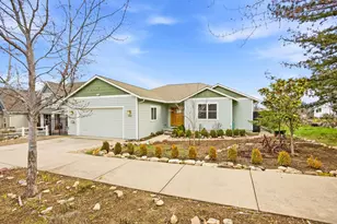 952 Oak St, Ashland, OR 97520 - Photo 1