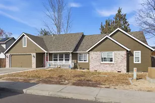 2934 NE Wells Acres Rd, Bend, OR 97701 - Photo 1