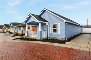 193 New Spirit Wy, Medford, OR 97501 - Photo 1
