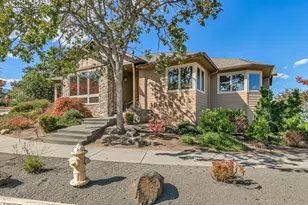 551 Sutton Pl, Ashland, OR 97520 - Photo 1