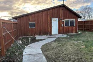 1235 NW Harwood Ave, Prineville, OR 97754 - Photo 1