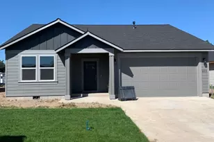 653 Liberty Dr, Metolius, OR 97741 - Photo 1