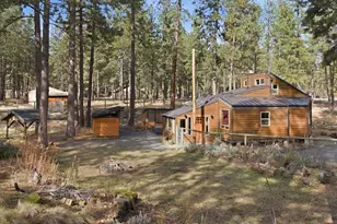18879 River Woods Dr, Bend, OR 97702 - Photo 1