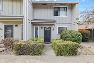1111 Stevens St, Medford, OR 97504 - Photo 1