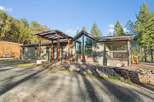 120 Siskiyou Dr, Grants Pass, OR 97526 - Photo 1