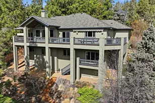 1989 NW Iowa Ave, Bend, OR 97703 - Photo 1